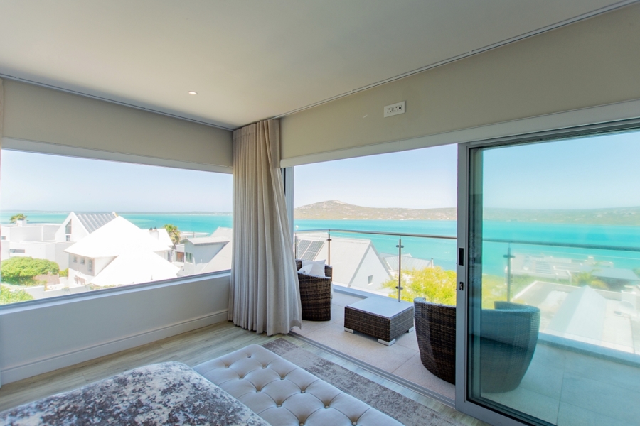 6 Bedroom Property for Sale in Myburgh Park Western Cape